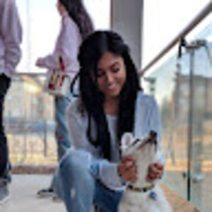 Meet your Posher, Sadia